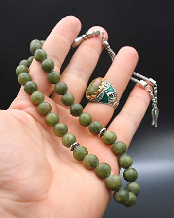 Yeşim Taşlı 925 Ayar Gümüş Erkek Yüzüğü Ve 33'lük Doğal Yeşim Taşlı Tesbih Seti