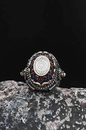 Hz. Süleyman Mührü Sıkma Kehribar Taşlı Aslan Figürlü 925 Ayar Gümüş Erkek Yüzüğü