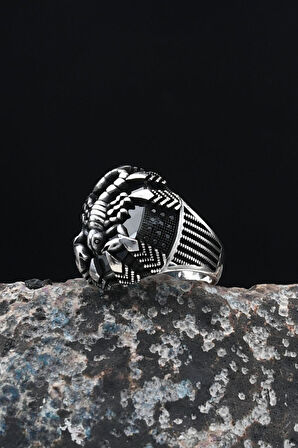 Akrep Figürlü Siyah Zirkon Taşlı 925 Ayar Gümüş Erkek Yüzüğü 901227