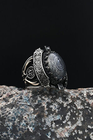 Özel Tasarım Sıkma Kehribar Taşlı Ayetel Kürsi Ve Kelime-i Tevhid Yazılı Ve Zülfikar Kılıcı 925 Ayar Gümüş Erkek Yüzüğü 901433