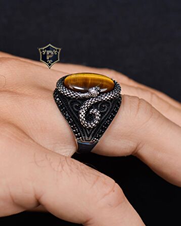 925 Ayar Gümüş Erkek Yüzüğü Kaplangözü Taşlı Yılan Figürlü