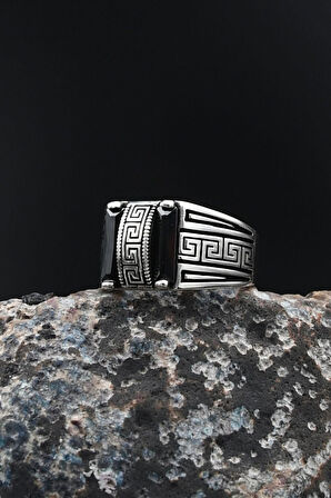 Siyah Baget Taşlı Grek Desenli 925 Ayar Gümüş Erkek Yüzüğü 901712