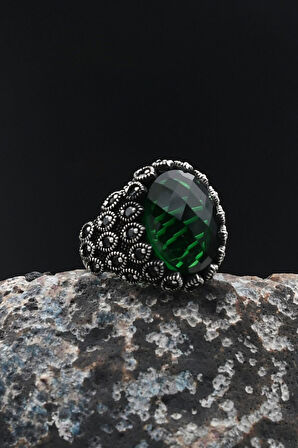 925 Ayar Gümüş Erkek Yüzüğü Yeşil Zirkon Taşlı Zirkon Taş Süslemeli 901784