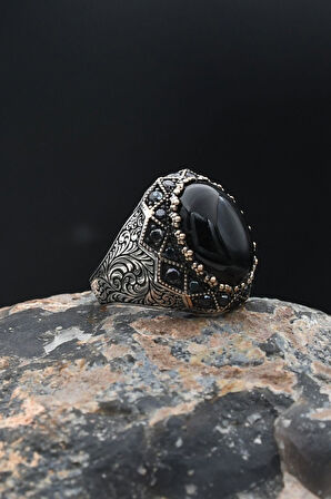 Oniks Taşlı Gümüş Erkek Yüzüğü 925 Ayar Zirkon Taş Süslemeli 901885