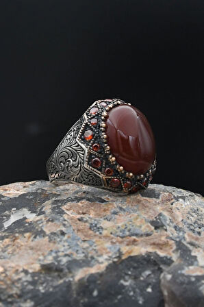 Kırmızı Akik Taşlı Gümüş Erkek Yüzüğü 925 Ayar Zirkon Taş Süslemeli 901886