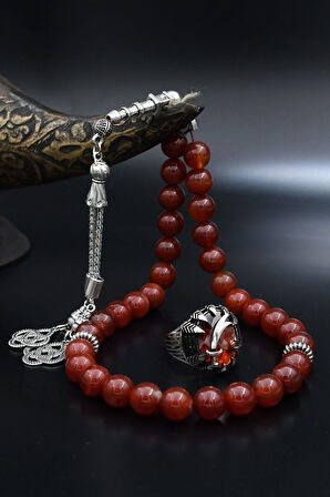 Doğal Damarlı Akik Taşlı Tesbih Ve 925 Ayar Gümüş Yüzük Zülfikar Figürlü Kırmızı Zirkon Taşlı 901990