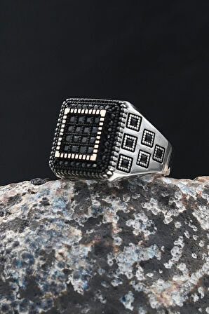 Kare Siyah Zirkon Taş Süslemeli 925 Ayar Gümüş Yüzük 902073