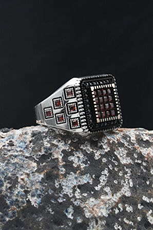 Kare Kırmızı Zirkon Taş Süslemeli 925 Ayar Gümüş Yüzük 902074