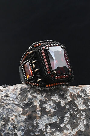 Kırmızı Zirkon Taşlı Kare Tasarımlı 925 Ayar Gümüş Erkek Yüzük 902201