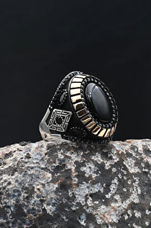 Oniks Taşlı 925 Ayar Gümüş Erkek Yüzük Zirkon Taş Süslemeli 902207