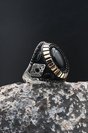 Oniks Taşlı 925 Ayar Gümüş Erkek Yüzük Zirkon Taş Süslemeli 902207