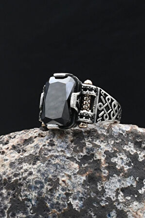 Siyah Zirkon Taşlı Baget Kesim 925 Ayar Gümüş Yüzük 902215