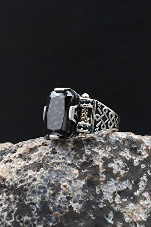 Siyah Zirkon Taşlı Baget Kesim 925 Ayar Gümüş Yüzük 902215