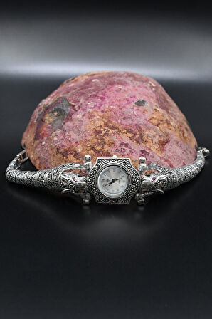 925 Ayar Gümüş Kaplan Figürlü Kadın Saati (Kadın Gümüş Saat) Markazit Taşlı 902372