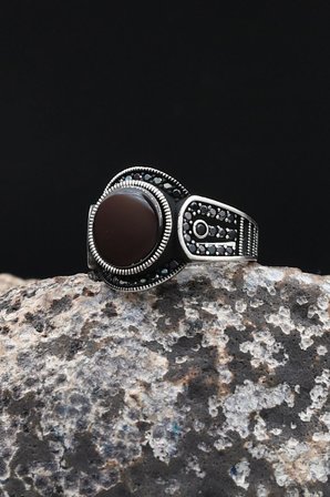 Siyah Oniks Taşlı Zirkon Taş Süslemeli 925 Ayar Gümüş Yüzük 902612