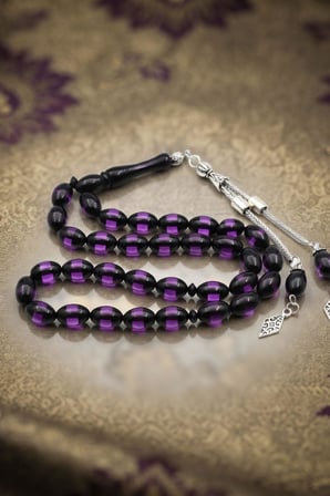 Surmeli Sıkma Kehribar Taşlı Arpa Kesim33'lük Tesbih Metal Püsküllü 12*8 mm 902820
