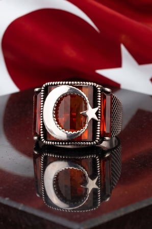 Ay Yıldızlı - Ay Yıldız Kırmızı Zirkon Taşlı Baget Kesim 925 Ayar Gümüş Yüzük 903019