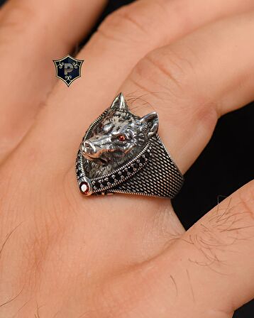 925 Ayar Gümüş Yüzük Kurt Kafası Figürlü Zirkon Taş Süslemeli