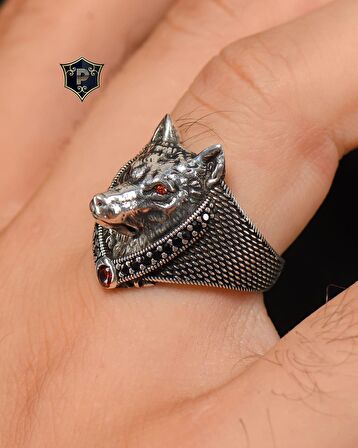 925 Ayar Gümüş Yüzük Kurt Kafası Figürlü Zirkon Taş Süslemeli