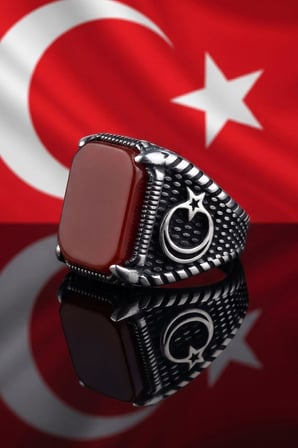 Ay Yıldızlı Figürlü Pençe Desenli Kare Tasarımlı Akik Taşlı 925 Ayar Gümüş Yüzük 903080