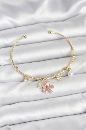 Pembe Kelebek Charmlı Gold Renk Kadın Bileklik - PRT3500EB09250