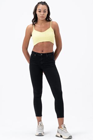 Kadın Normal Bel, Arka Yüksek Bel Full Likralı Slim Mom Jeans Dar Kesim Kot Pantolon