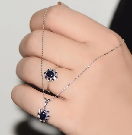 Safir Pırlanta Kolye