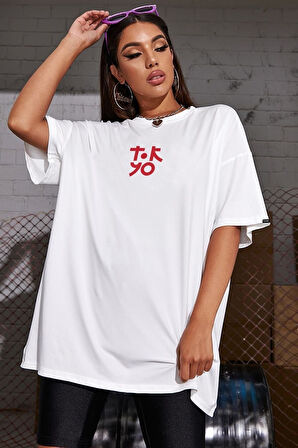 Oversize Tokyo Baskılı Beyaz Tshirt