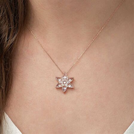 Gümüş Beyaz Lotus Çiçeği Kolye 