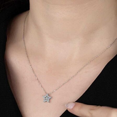 Swarovski Taşlı Gümüş Tektaş Bayan Kolye