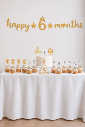 6 Ay Temalı Bebek Parti Seti Gold – Happy 6 Months Banner, Pasta Süsü, Kürdan Süs ve Parti Şapkası Seti
