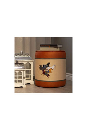 Figüratif At Tasarımlı Puf (Kumaşı Süettir. Uluslararası Solmama Sertifikasına Sahiptir.)