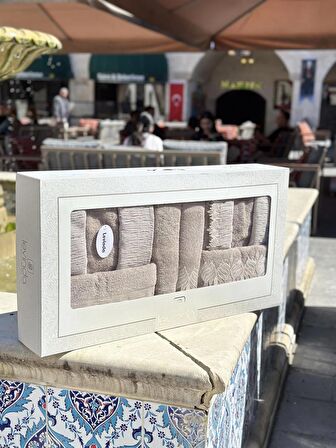 Levinda Yaprak Nakışlı 6 Parça Aile Bornoz Seti - Kahve/Kahve