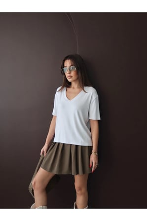 Kadın Pea Buzzy Kumaş V Yaka Salaş Bluz - 50 Bedene Kadar Uyumlu