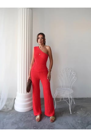 Kadın Morgan Nar Çiçeği Gofre Kumaş Tek Omuz Askılı Bluz-Pantolon İkili Takım
