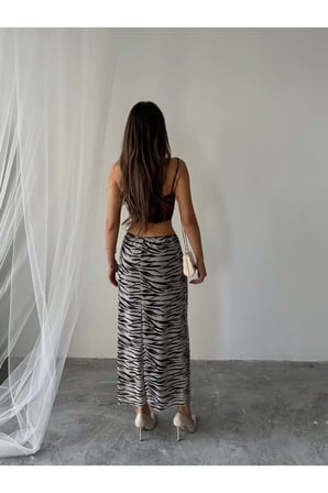 Kadın Livia Astarlı Likralı Desenli Uzun Tül Etek