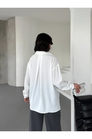 Kadın Perla Beyaz Tek Cepli Oversize Gömlek, Geniş Kalıp Gömlek, Ayrobin Gömlek