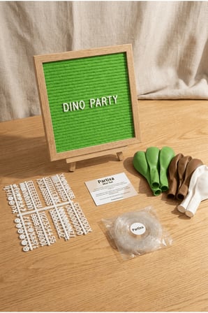 Dinozor Doğum Günü Süsleme Mini Set Fosfor Yeşil Keçe Yazı Panosu Standlı Balon Zincirli