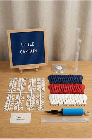 Denizci Temalı Doğum Günü Süsleme Deluxe Set Koyu Mavi Keçe Yazı Panosu Standlı Balon Zincirli 7li Şeffaf Balon Standlı Kaptan Seti