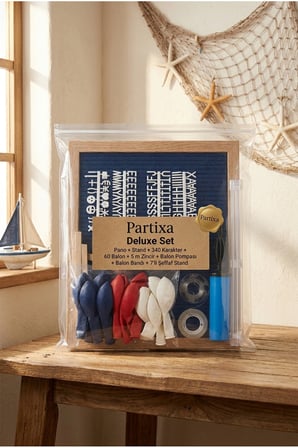 Denizci Temalı Doğum Günü Süsleme Deluxe Set Koyu Mavi Keçe Yazı Panosu Standlı Balon Zincirli 7li Şeffaf Balon Standlı Kaptan Seti