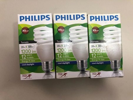 3 ADET PHILIPS 20W =88W 1200 LÜMEN 6500 KELVİN BEYAZ TASARRUFLU LAMBA XS SMALL 12.000 SAAT
