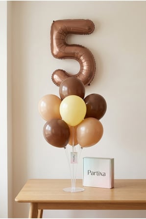 Çikolata Kahverengi Rakam Balon Stand Seti | Şeffaf 7’li Stand + Çikolata Kahverengi Rakam Folyo Balon 32” + 7 Lateks Balon (Mocha-Latte-Butter)
