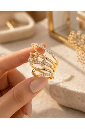 Taşlı Gold Renk Kıkırdak Küpesi Tekli Ear Cuff Zirkon Taşlı Şık Kulak Aksesuarı