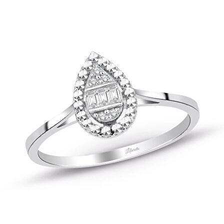0.06 Ct. Modern Tasarım Baget Pırlanta Yüzük