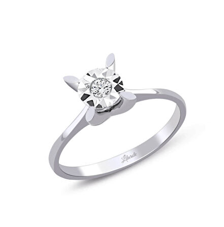0.06 Ct Lazerli Pırlanta Badem Tırnak Tektaş Yüzük