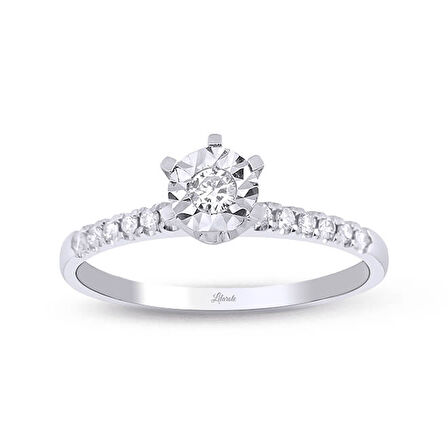 0.15 Ct. Tektaş Pırlanta Yüzük 6 Tırnaklı