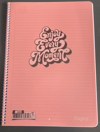 Sim Kırtasiye Enjoy Every Moment Spiralli Defter 60 Yaprak Somon Renk Çizgili Plastik Kapak