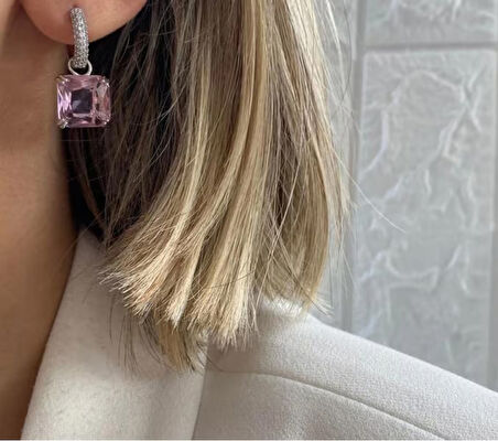 VividCharm Pembe Zirkon VIP Seri Küpe