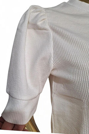 KİABİ ÇOK RAHAT BEL HİZASI BALON / KARPUZ KOL ESNEK DOKUMA KREMRENGİ SIFIR YAKA TİŞÖRT BLUZ