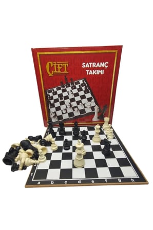 Çift Satranç Takımı (Ahşap Tahta- Plastik Taşlı)